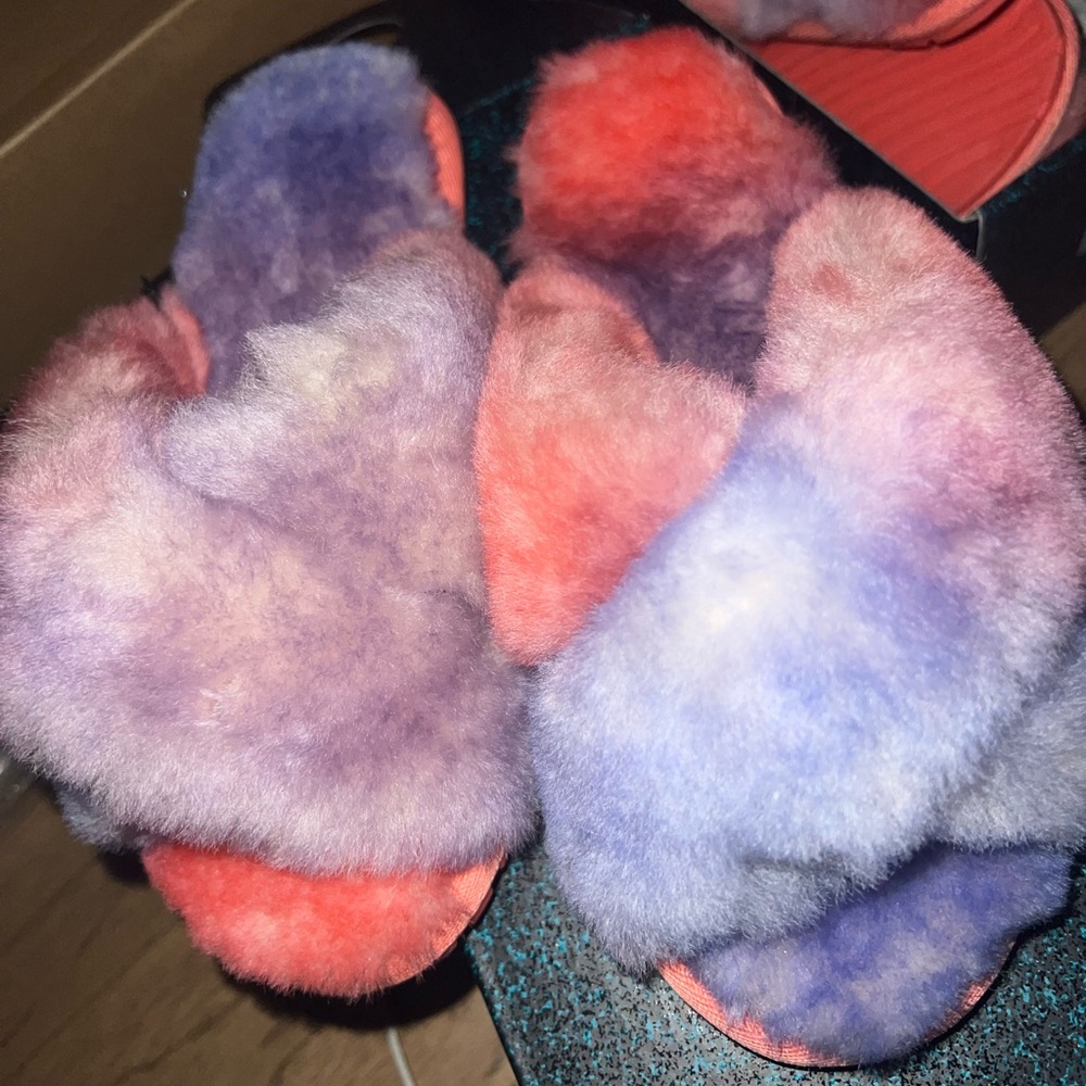 Emu Women's Slippers in Pink and Blue